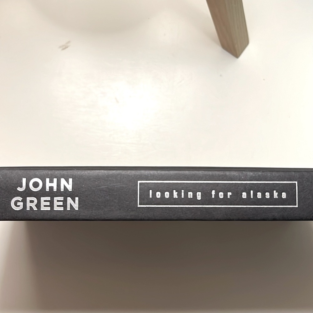 Looking For Alaska Book by John Green